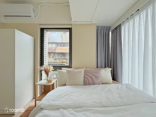 1 room apartment for rent in Zhongshan District, Taipei City | NT$ 45 000 | 12 ping slide 3