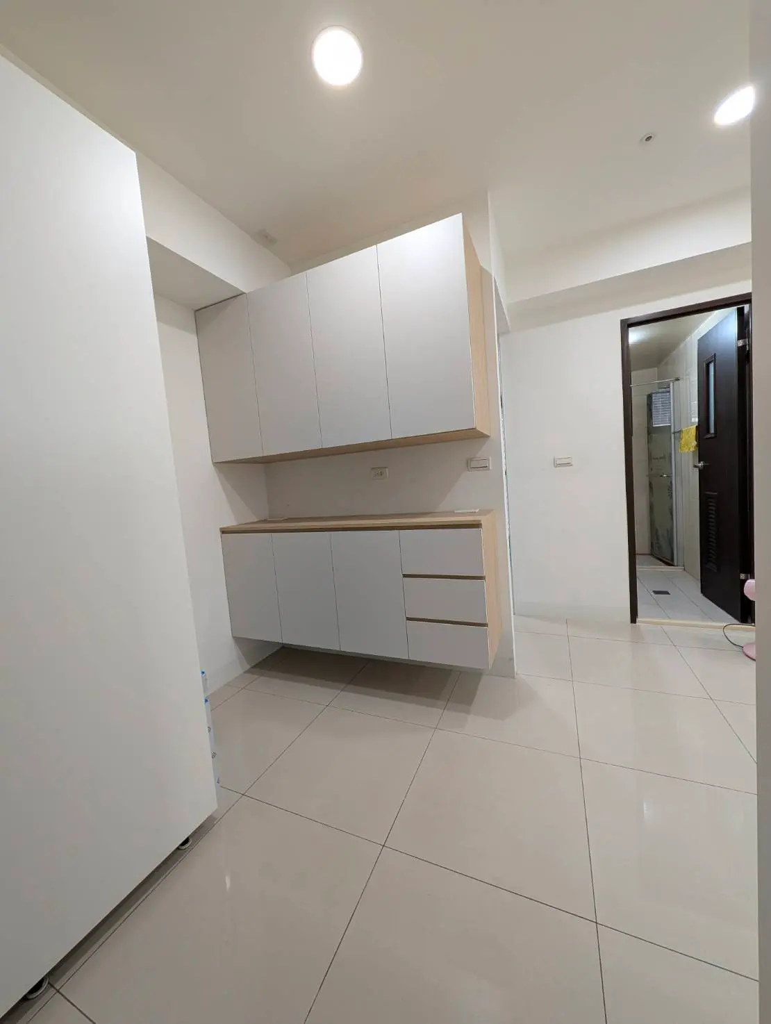 3 bedrooms apartment for rent in Nanzih District, Kaohsiung City | NT$ 28 000 | 21 ping slide 3