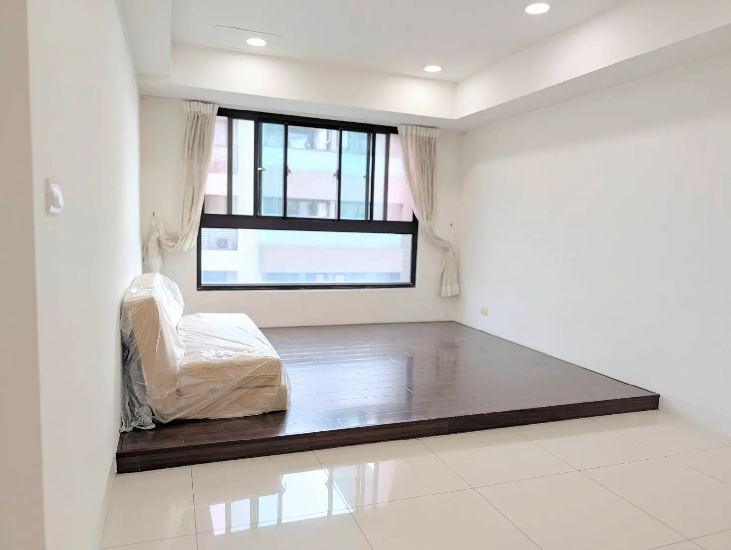 3 bedrooms apartment for rent in Nanzih District, Kaohsiung City | NT$ 28 000 | 21 ping slide 5