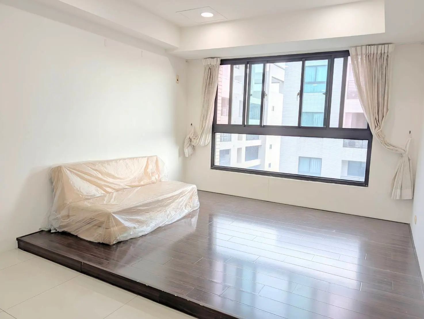 3 bedrooms apartment for rent in Nanzih District, Kaohsiung City | NT$ 28 000 | 21 ping slide 7