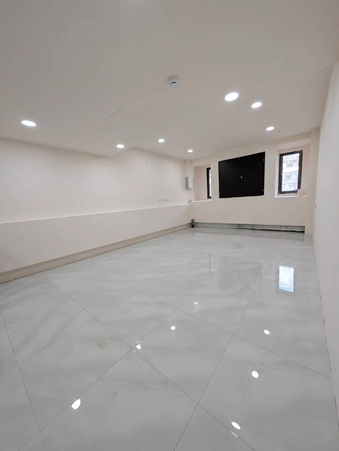 Shop / Retail for rent in Lingya District, Kaohsiung City | NT$ 31 000 | 12 ping slide 12
