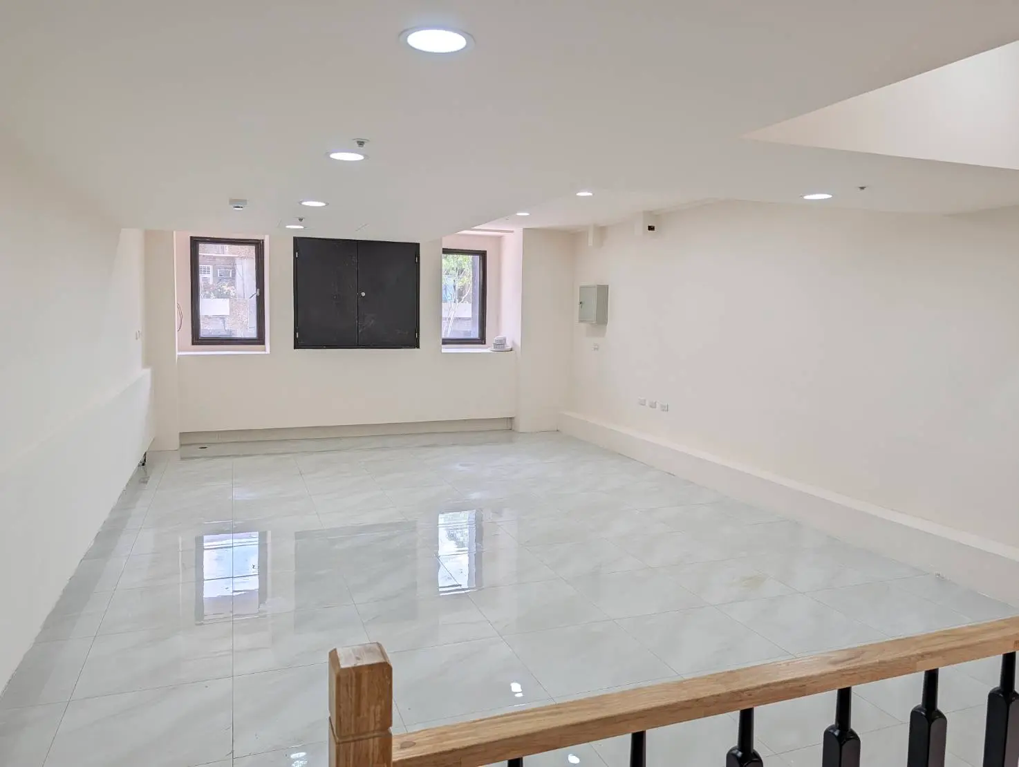Shop / Retail for rent in Lingya District, Kaohsiung City | NT$ 42 000 | 35 ping slide 6
