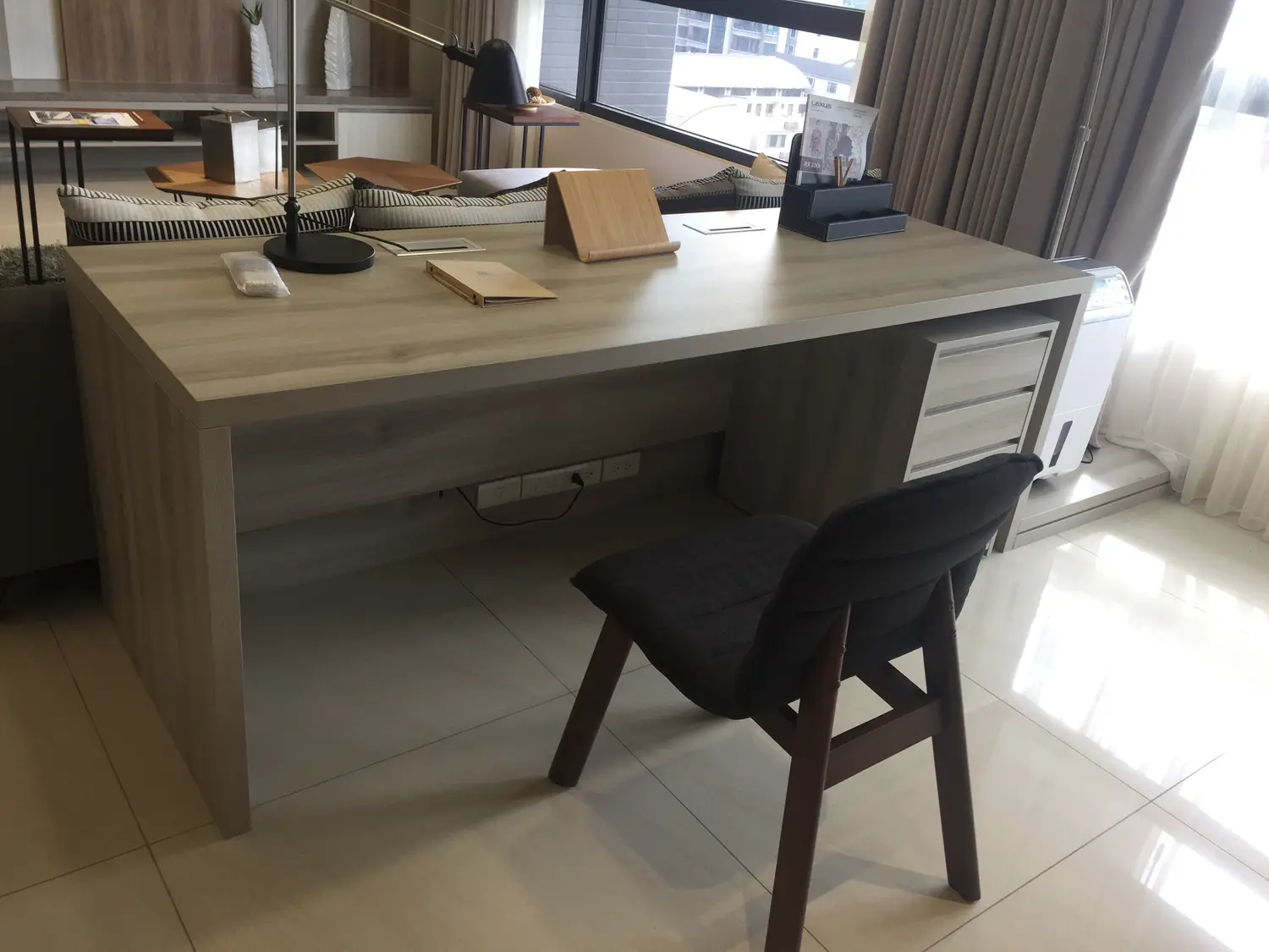 4 bedrooms apartment for rent in Zhongli District, Taoyuan City | NT$ 55 000 | 34 ping slide 10