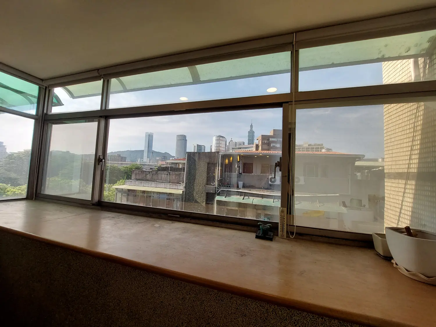 3 bedrooms apartment for rent in Songshan District, Taipei City | NT$ 49 000 | 34 ping slide 2