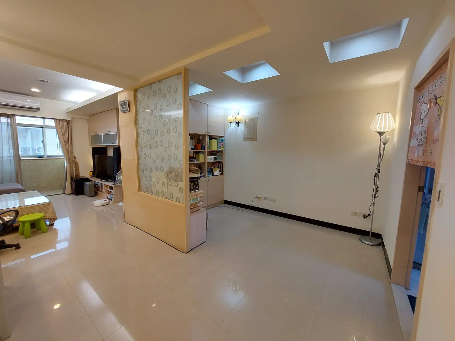 3 bedrooms apartment for rent in Songshan District, Taipei City | NT$ 49 000 | 34 ping slide 10