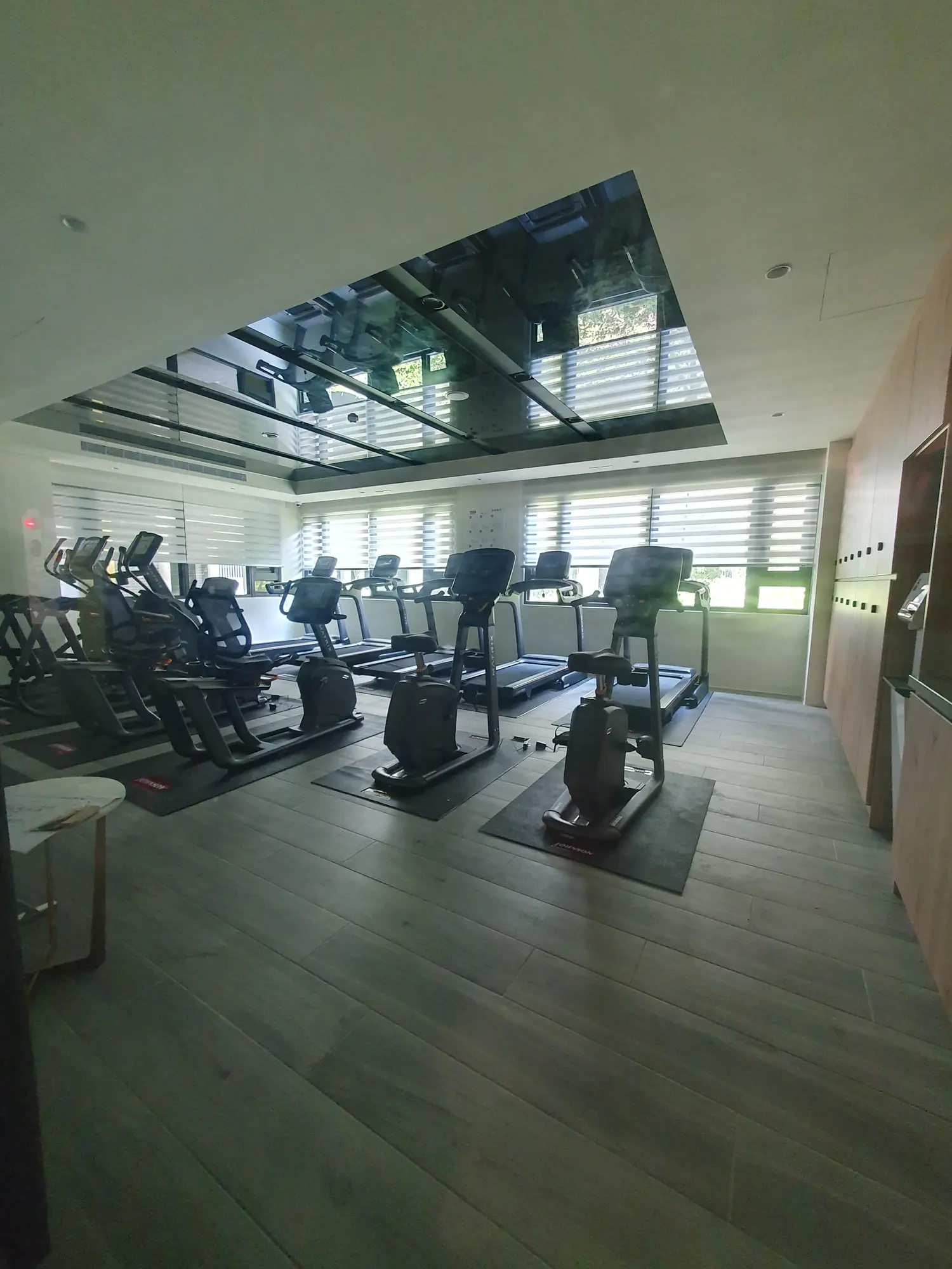 3 bedrooms apartment for rent in Wuqi District, Taichung City | NT$ 27 000 | 32 ping slide 12