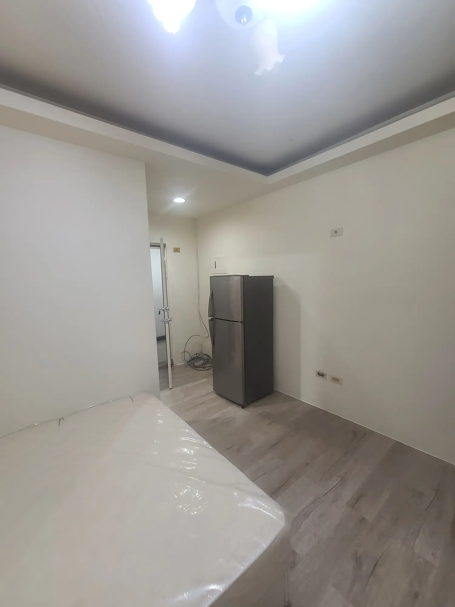 分租套房、雅房 出租 TWD 8 000 - 10 坪 - 西屯區,台中市 slide 4