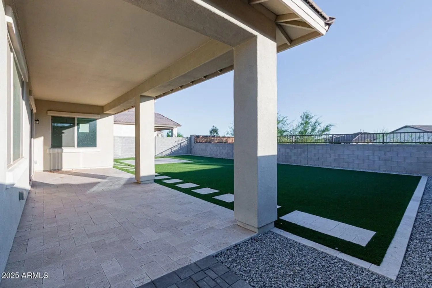 3 房 亞利桑那, 皮奧里亞獨棟住宅出售 | US$ 699 900 | 74 坪 slide 1