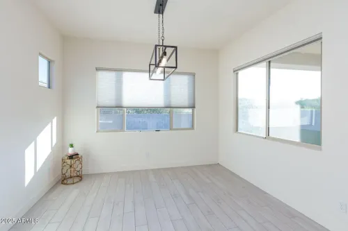 3 房 亞利桑那, 皮奧里亞獨棟住宅出售 | US$ 699 900 | 74 坪 slide 8