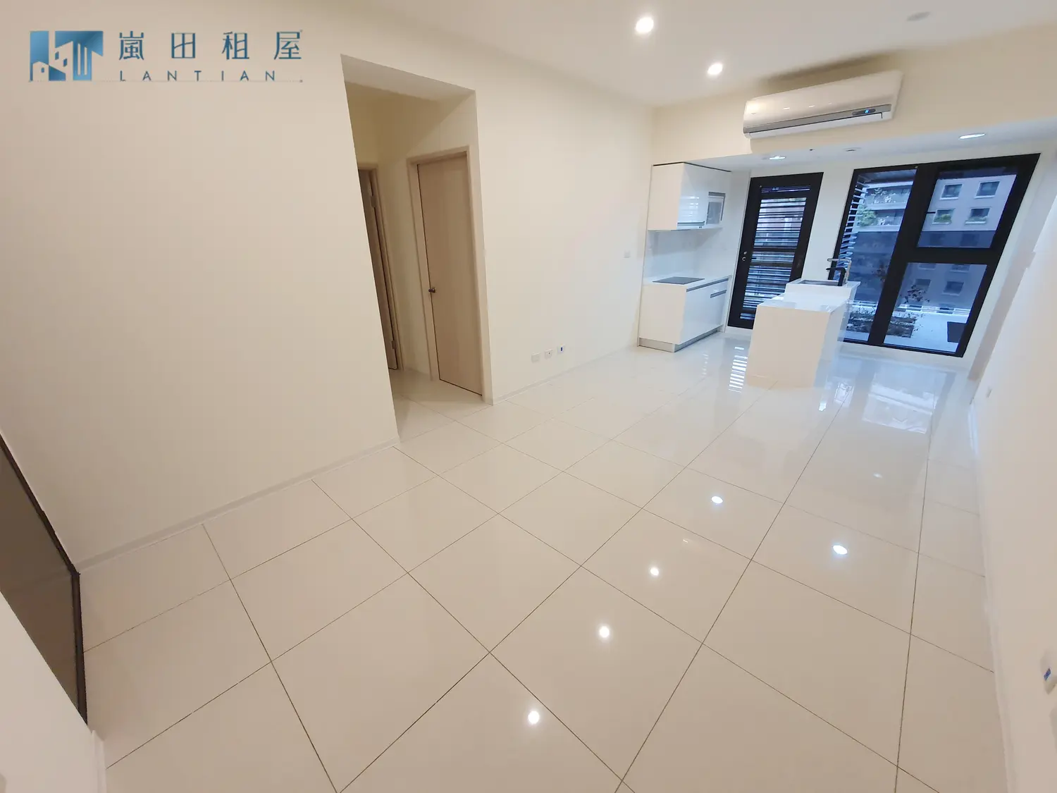 3 房 公寓 出租 TWD 47 000 - 27 坪 - 西屯區,台中市 slide 0