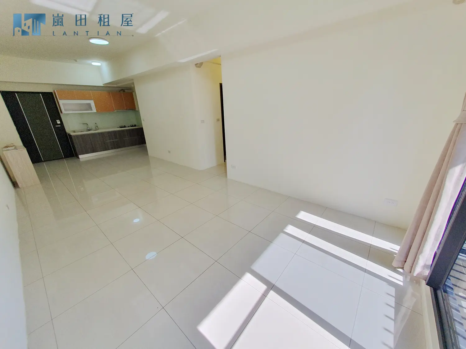 3 房 公寓 出租 TWD 28 000 - 25 坪 - 北屯區,台中市 slide 1