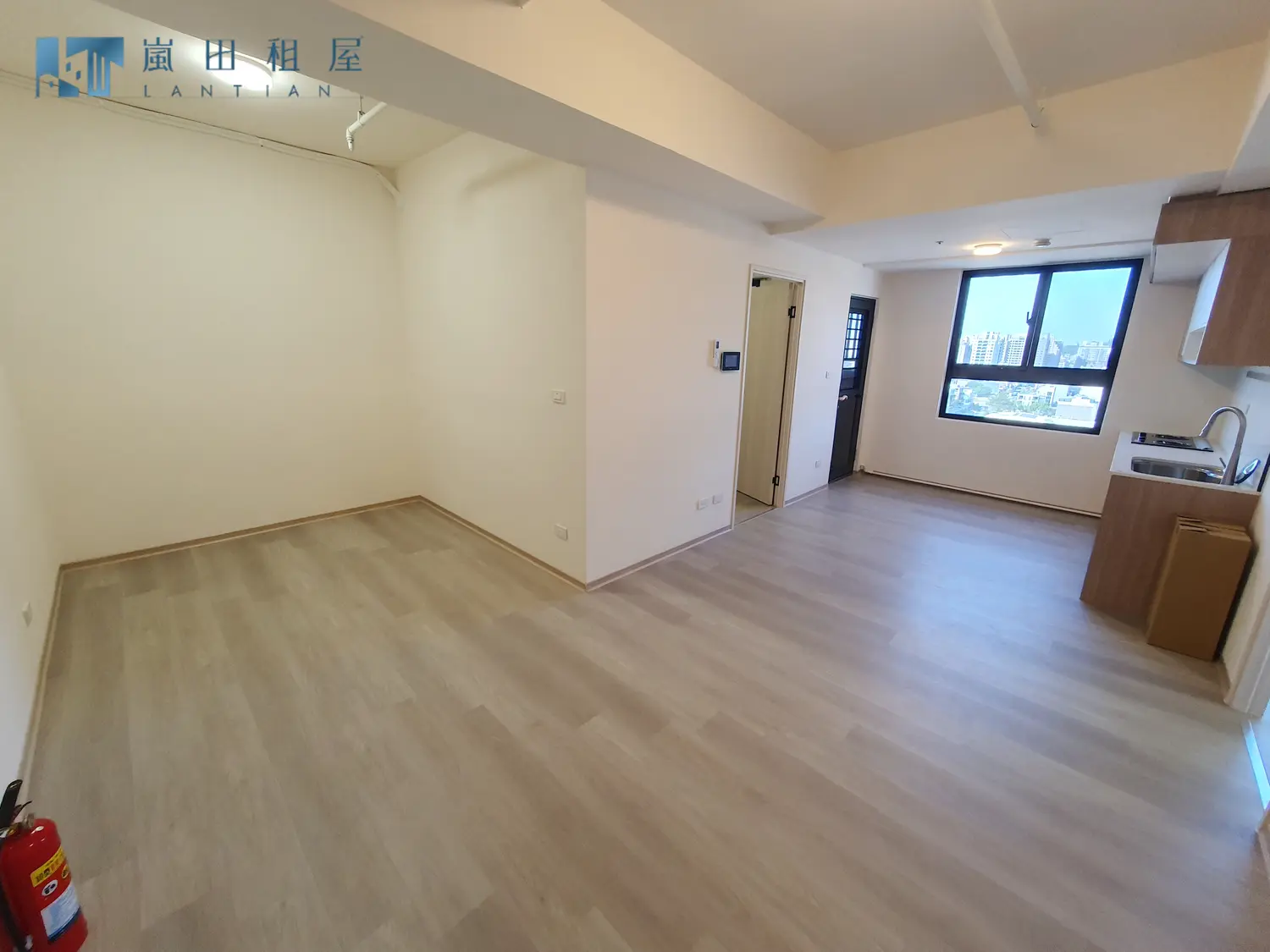 2 房 公寓 出租 TWD 25 000 - 17 坪 - 台中市,北屯區 slide 0