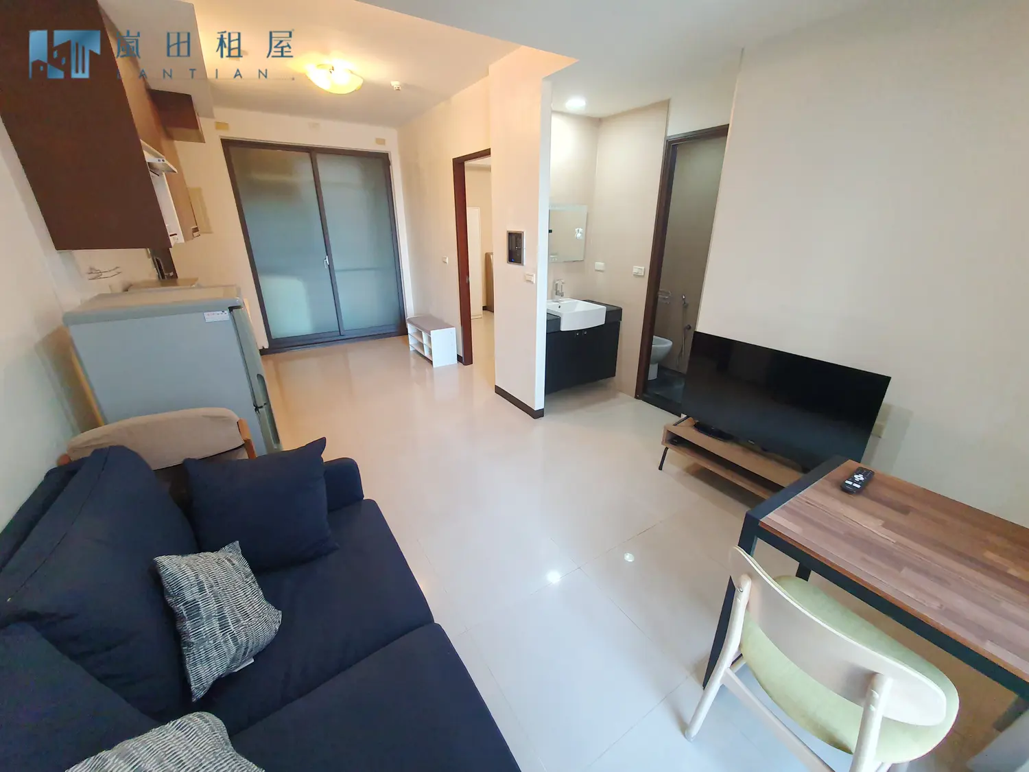 1 房 公寓 出租 TWD 25 000 - 14 坪 - 西屯區, 台中市 slide 0