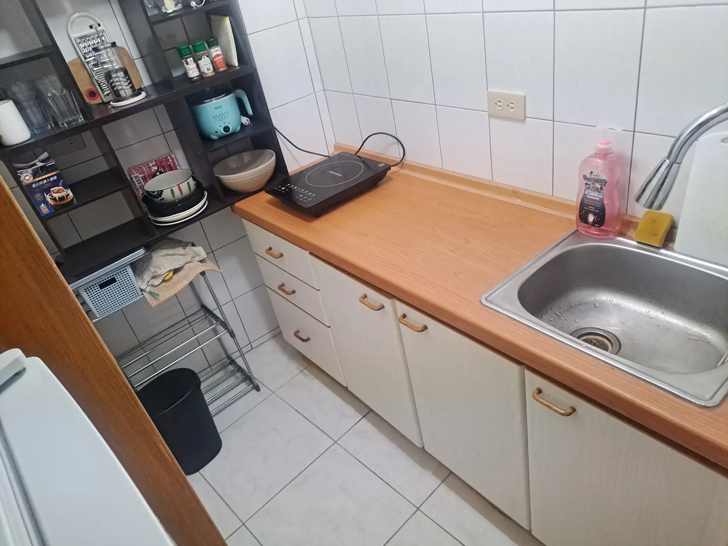 獨立套房 公寓 出租 TWD 8 000 - 9 坪 - 萬里區, 新北市 slide 9