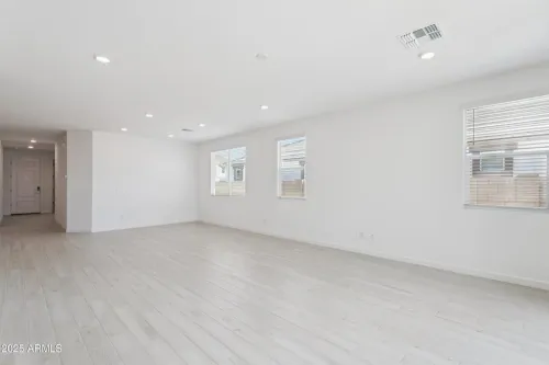 3 房 亞利桑那, 皮奧里亞獨棟住宅出售 | US$ 599 990 | 56 坪 slide 6