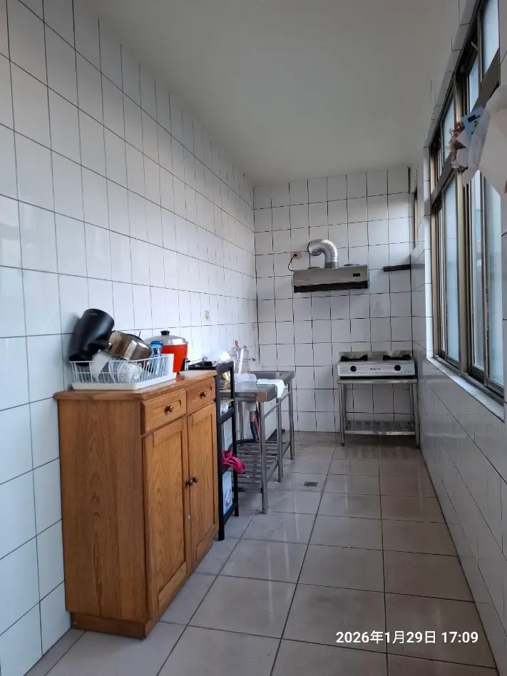 Room for rent in Beitou District, Taipei City | NT$ 12 000 | 5 ping slide 5