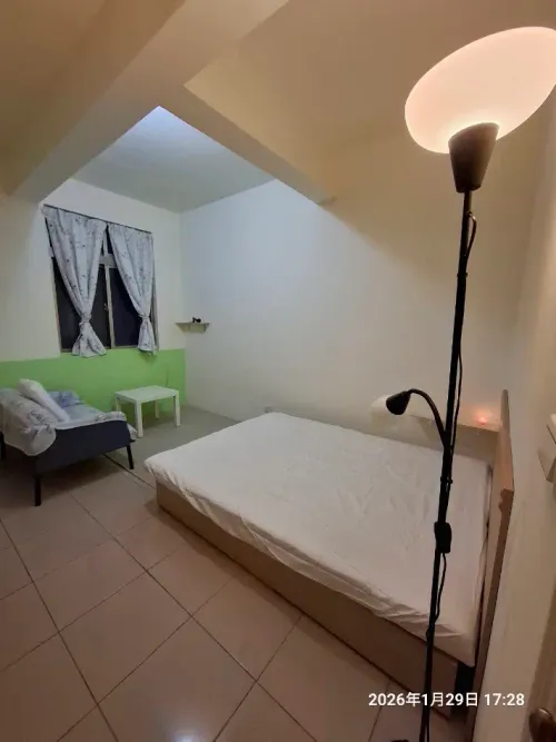 Room for rent NT$ 12 000 - Dongsheng Road - 8 bedrooms