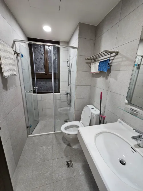 3 bedrooms apartment for rent in Wuqi District, Taichung City | TWD 25 000 | 24 ping slide 14