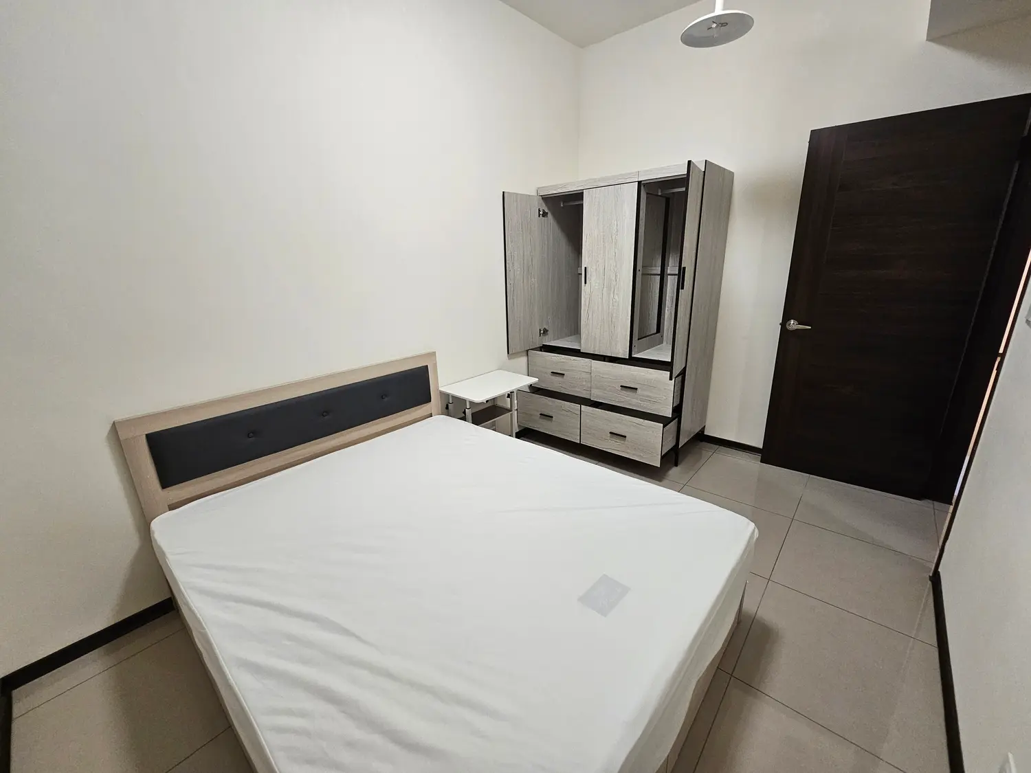 3 bedrooms apartment for rent in Wuqi District, Taichung City | TWD 25 000 | 24 ping slide 16