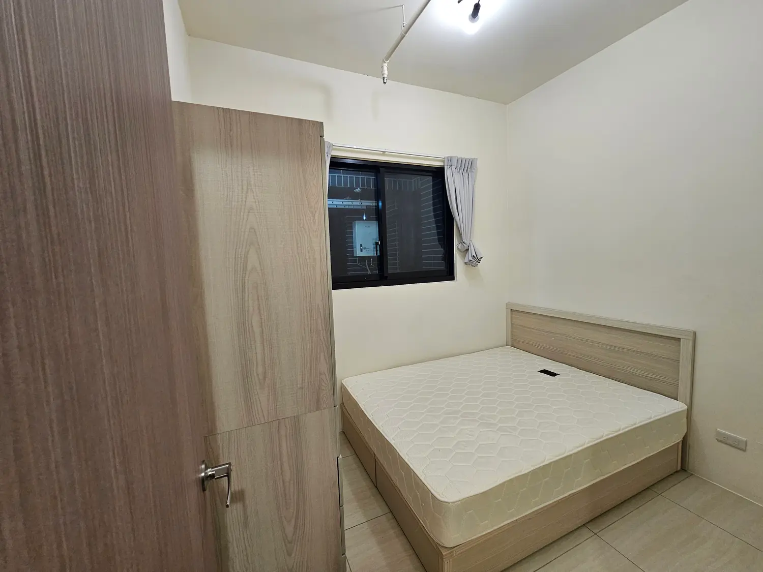 3 bedrooms apartment for rent in Yongkang District, Tainan City | NT$ 36 000 | 25 ping slide 7