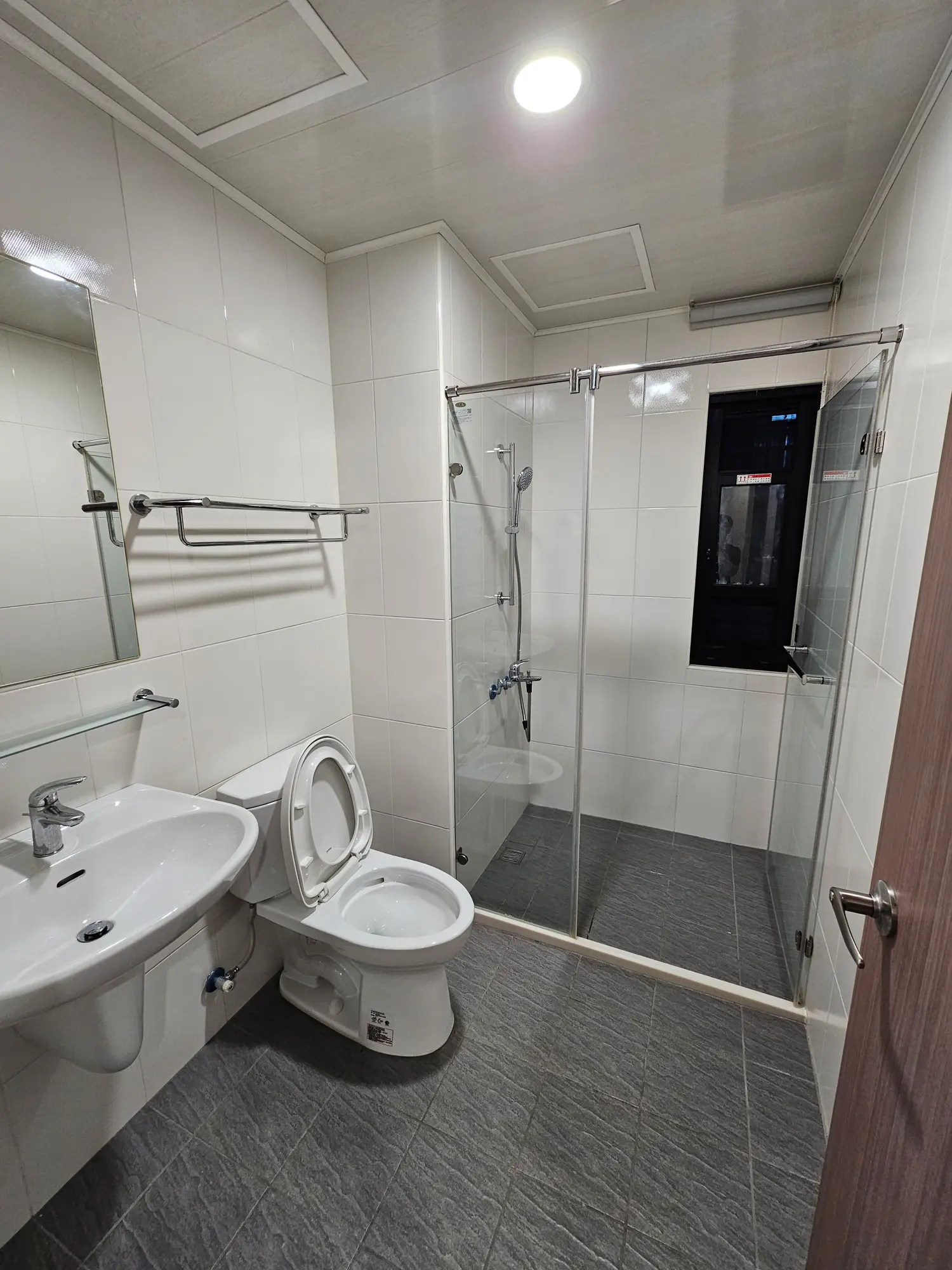 3 bedrooms apartment for rent in Yongkang District, Tainan City | NT$ 36 000 | 25 ping slide 10