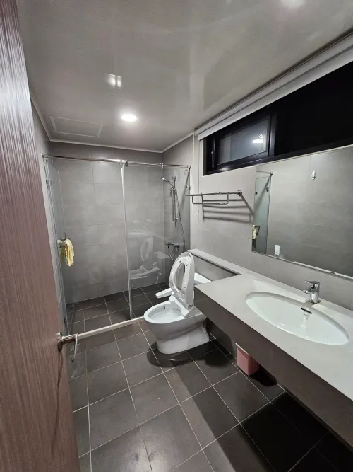 3 bedrooms apartment for rent in Yongkang District, Tainan City | NT$ 36 000 | 25 ping slide 1