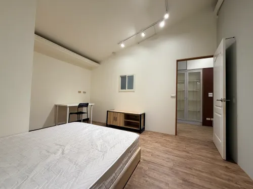 2 bedrooms apartment for rent in Zhongshan District, Taipei City | NT$ 27 800 | 27 ping slide 7