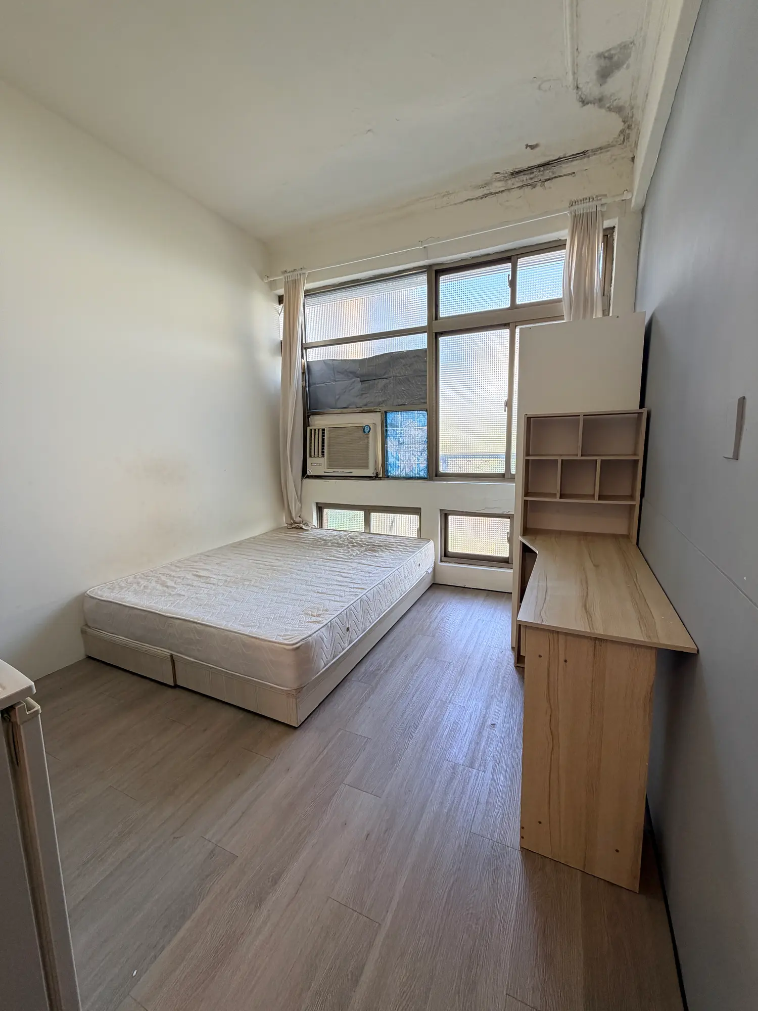 Room for rent in Taipei City, Zhongshan District | NT$ 15 900 | 4 ping slide 2
