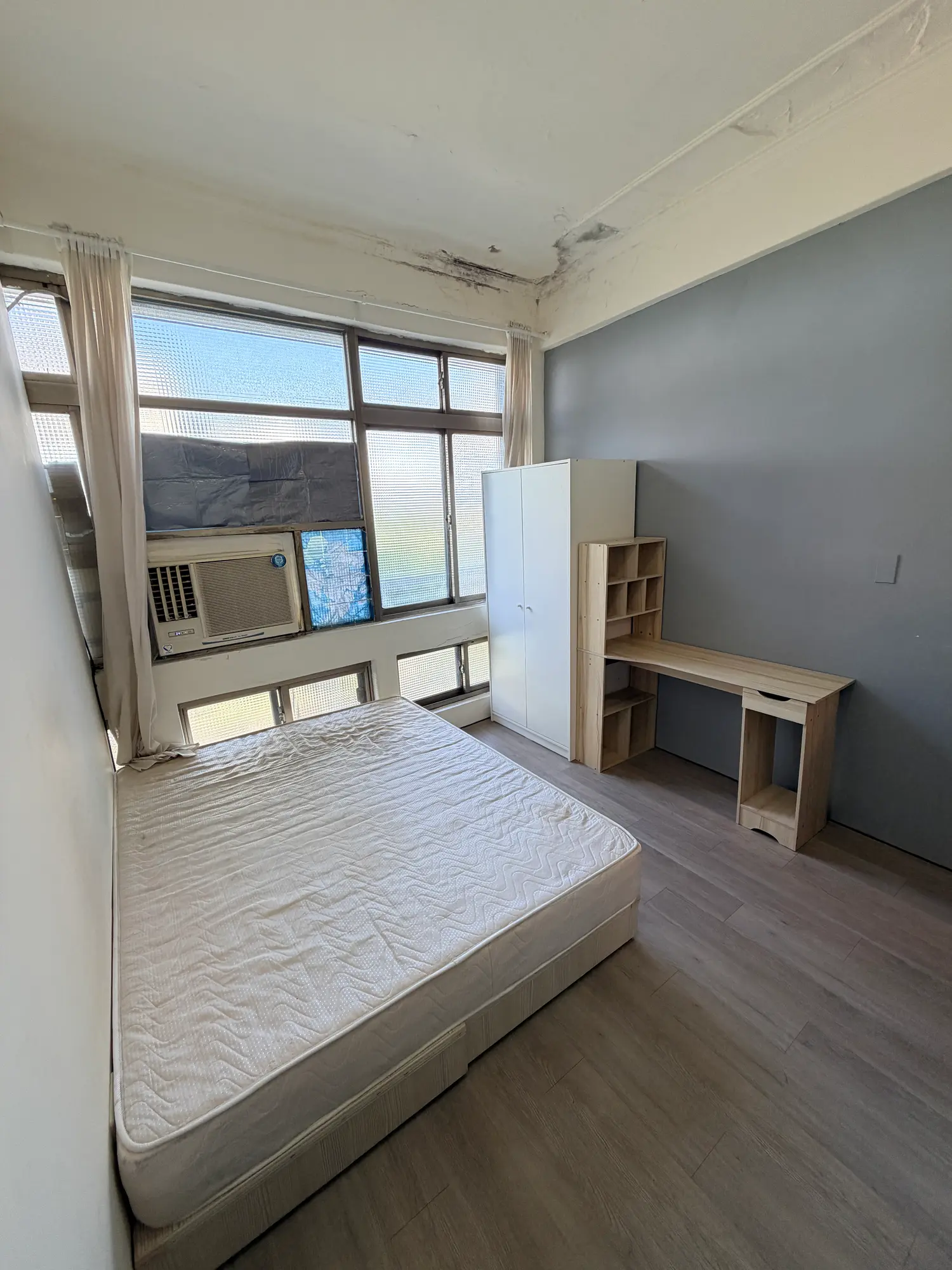 Room for rent in Taipei City, Zhongshan District | NT$ 15 900 | 4 ping slide 5