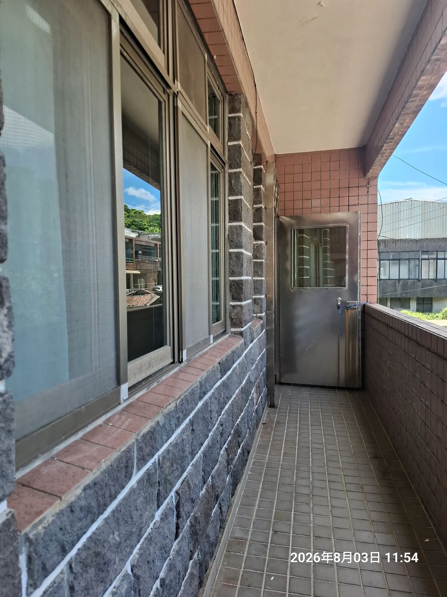 Room for rent in Beitou District, Taipei City | NT$ 12 000 | 5 ping slide 4
