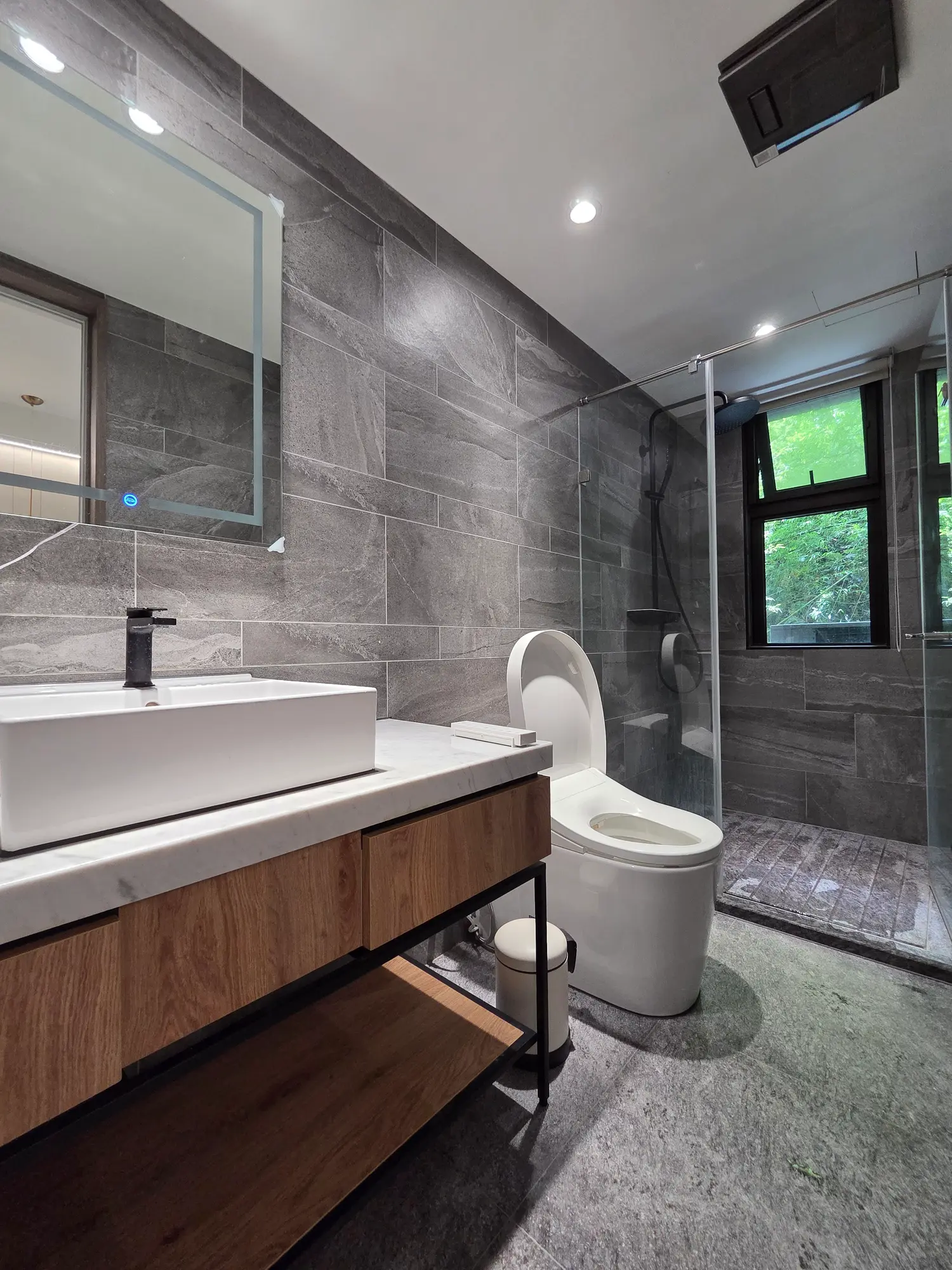 1 room apartment for rent in Xinyi District, Taipei City | NT$ 35 000 | 10 ping slide 5