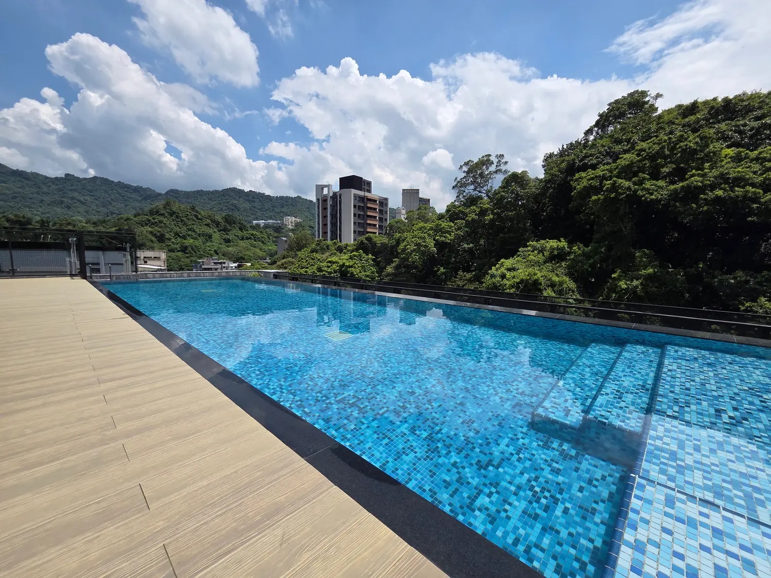 1 room apartment for rent in Xinyi District, Taipei City | NT$ 35 000 | 10 ping slide 7