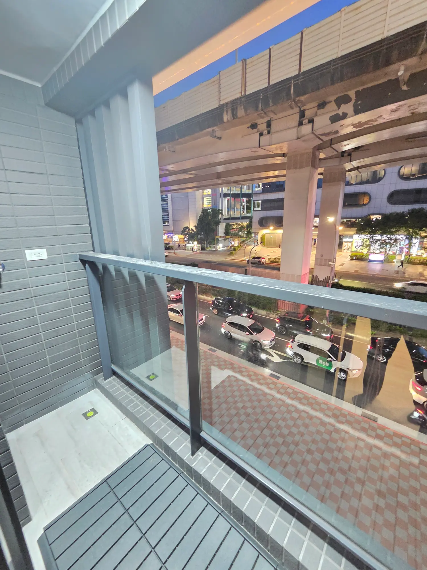 1 room apartment for rent in Zhongshan District, Taipei City | NT$ 43 000 | 7 ping slide 3