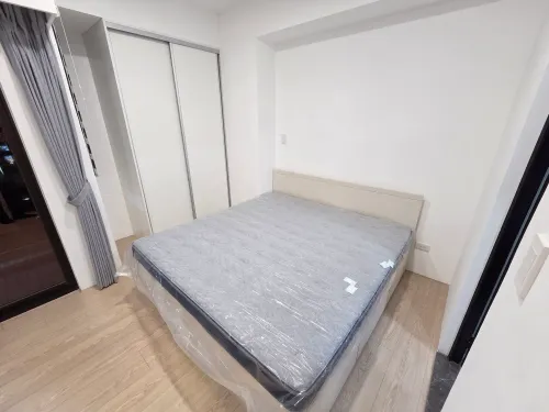 1 room apartment for rent in Zhongshan District, Taipei City | NT$ 43 000 | 7 ping slide 4