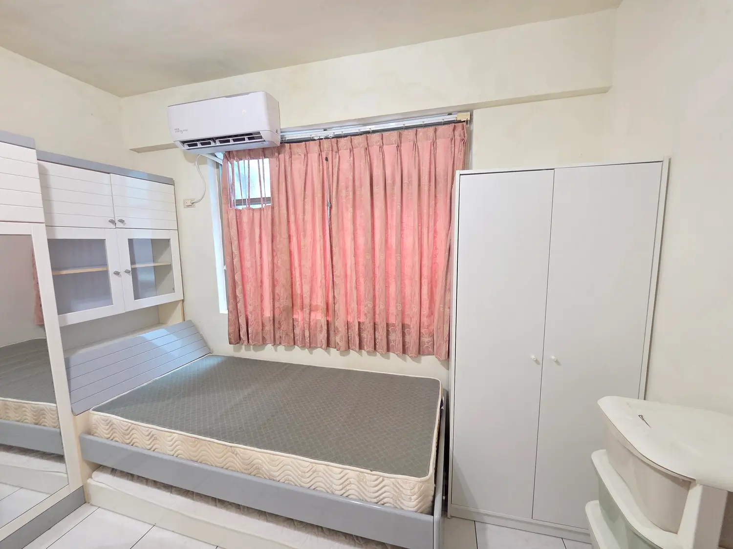 3 bedrooms apartment for rent in Daan District, Taipei City | NT$ 42 000 | 23 ping slide 5