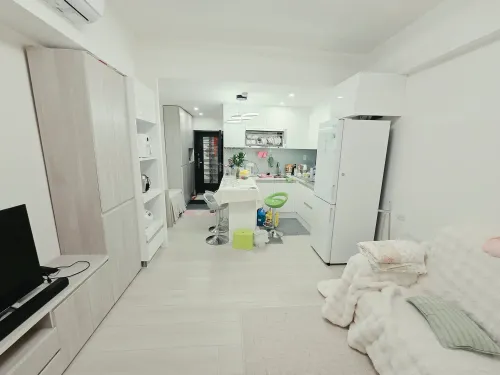1 room apartment for rent in Zhongshan District, Taipei City | NT$ 40 000 | 12 ping slide 2