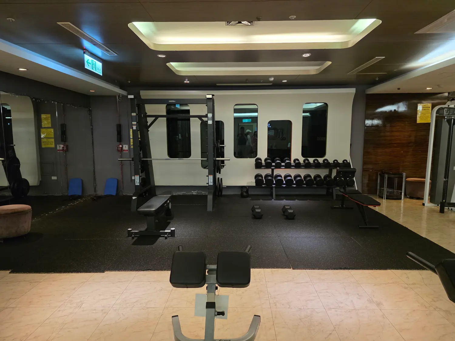 1 room apartment for rent in Xinyi District, Taipei City | NT$ 68 000 | 17 ping slide 5