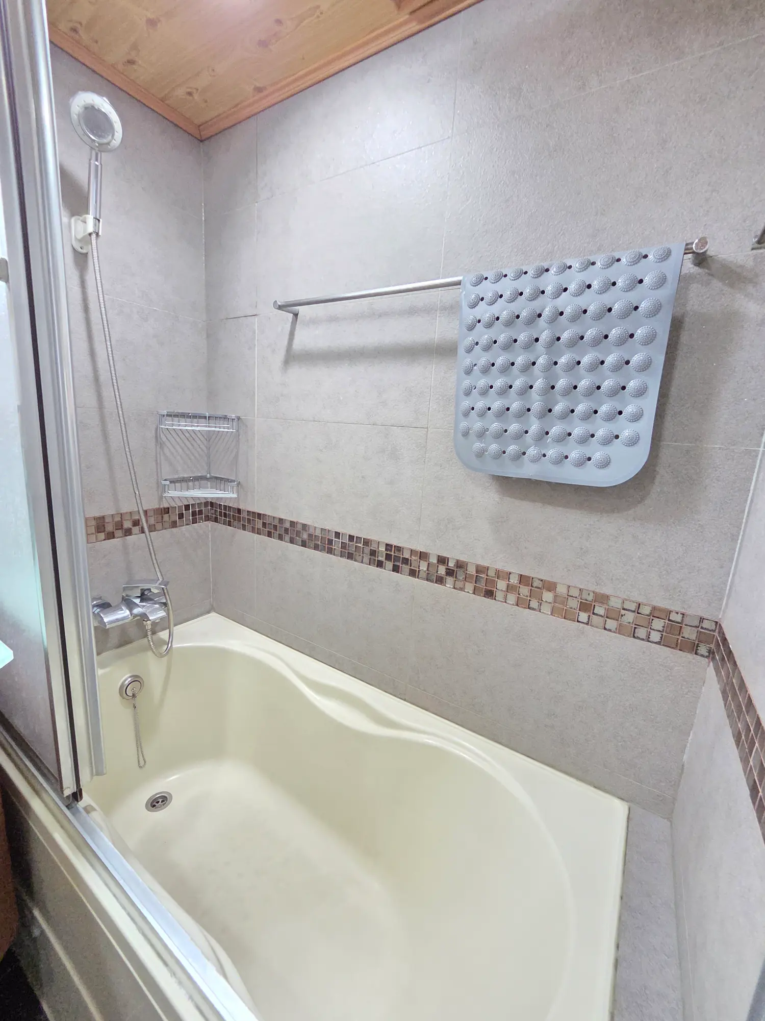 1 room apartment for rent in Zhongshan District, Taipei City | NT$ 28 000 | 10 ping slide 4