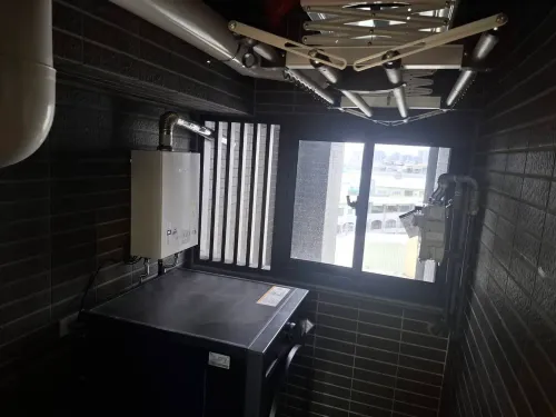 Apartment for rent TWD 28 000 -  - 3 bedrooms