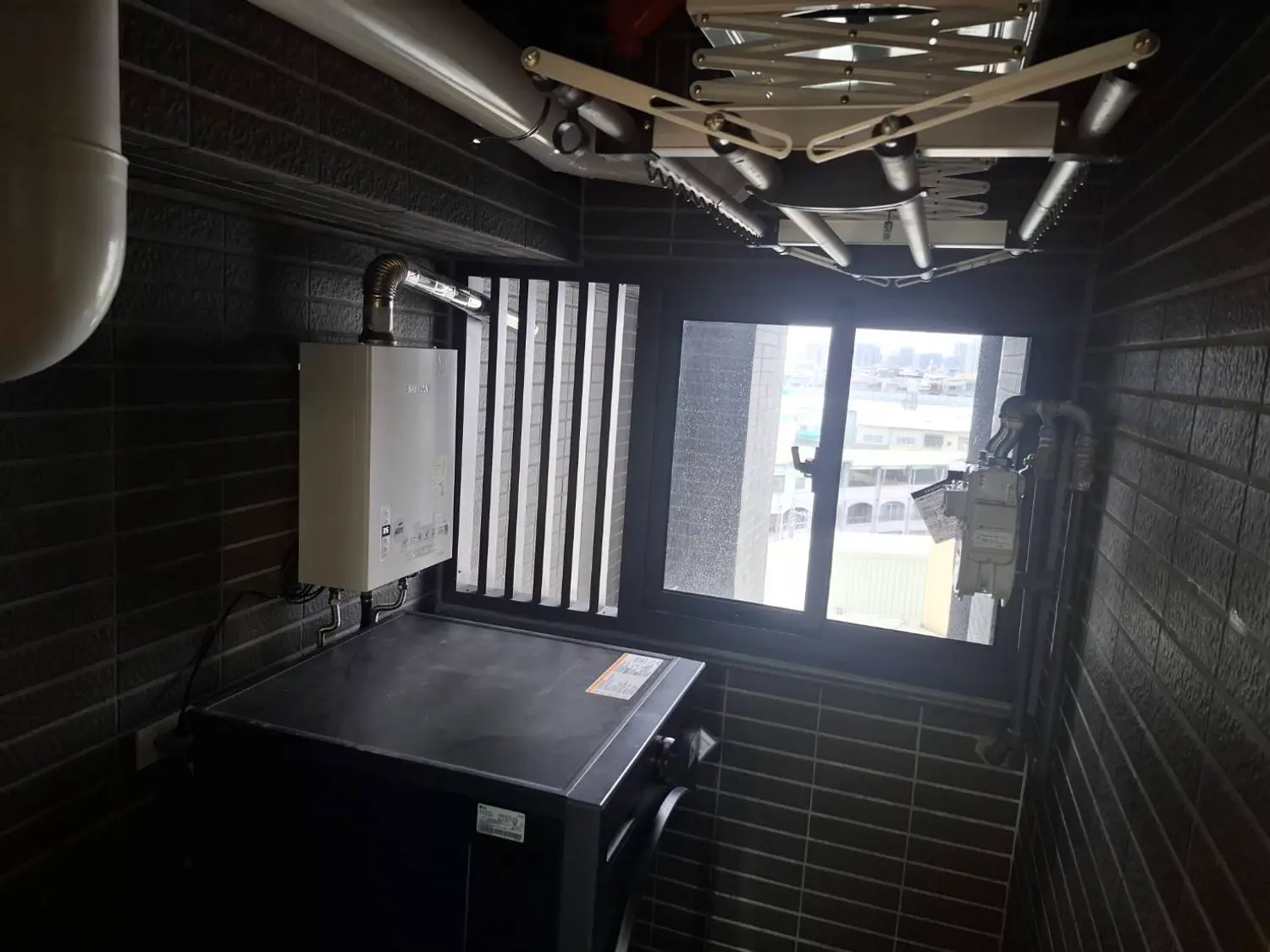 3 bedrooms apartment for rent TWD 28 000 - 25 ping - Taiping District,Taichung City slide 5