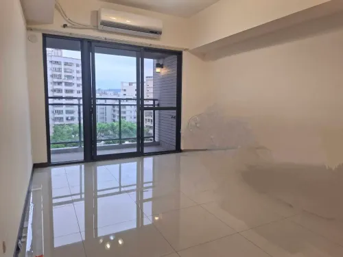 Apartment for rent TWD 28 000 -  - 3 bedrooms
