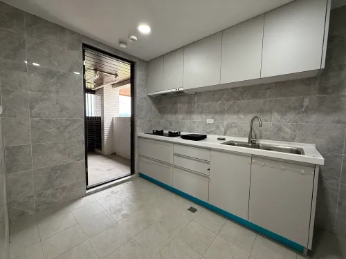 4 bedrooms apartment for rent in Dayuan District, Taoyuan City | NT$ 53 000 | 38 ping slide 4