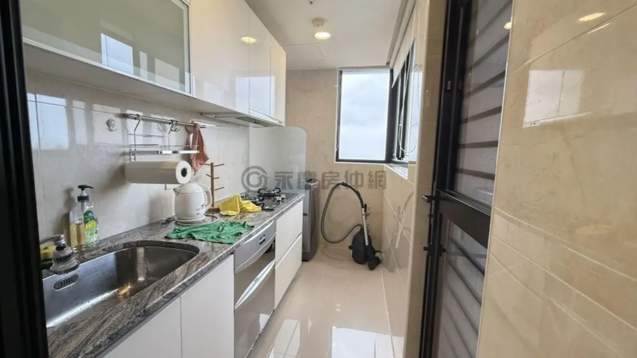 2 bedrooms apartment for rent in Tamsui District, New Taipei City | NT$ 26 000 | 37 ping slide 5
