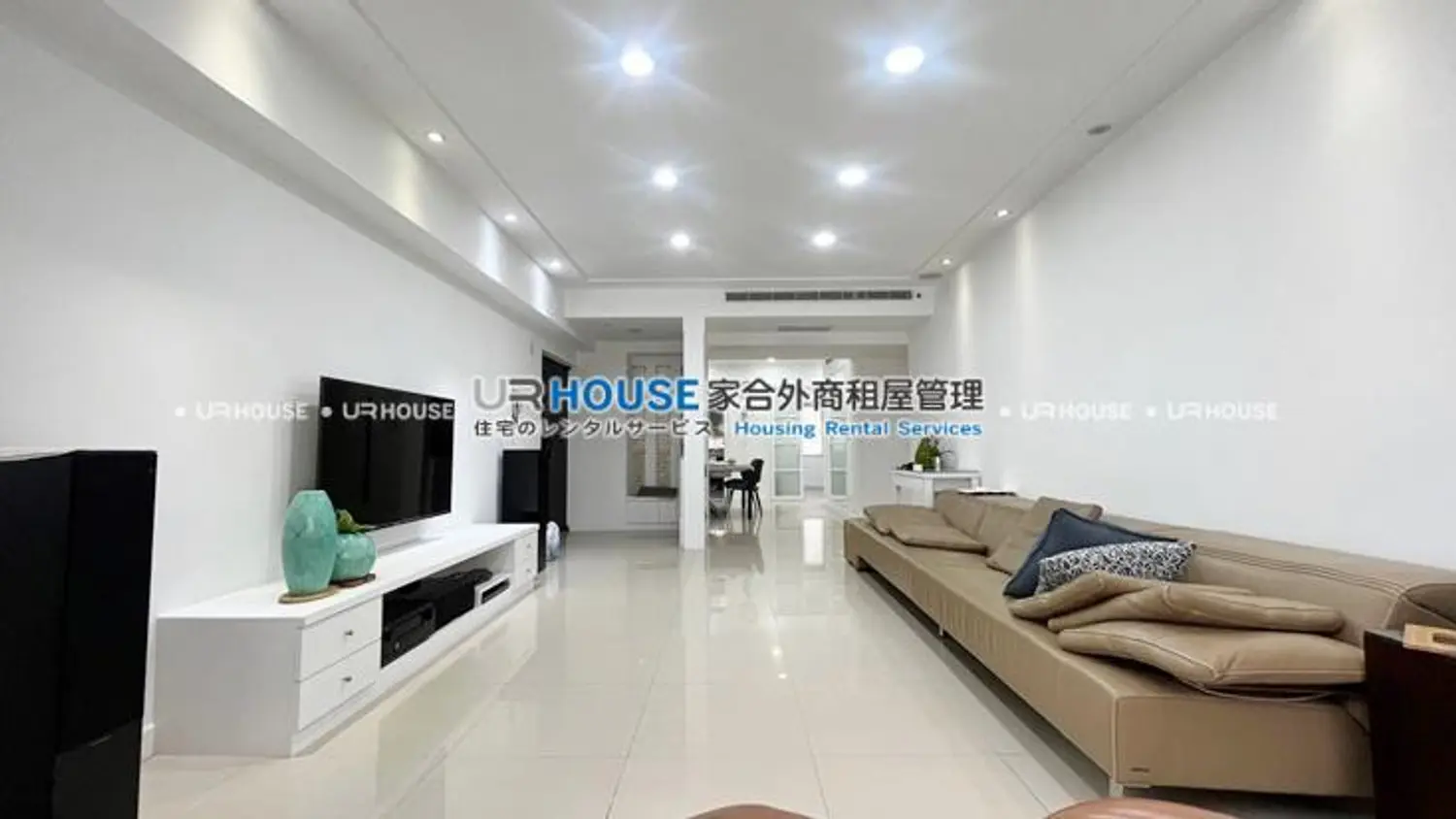 3 bedrooms apartment for rent TWD 95 000 - 48 ping - Zhongshan District,Taipei City slide 0