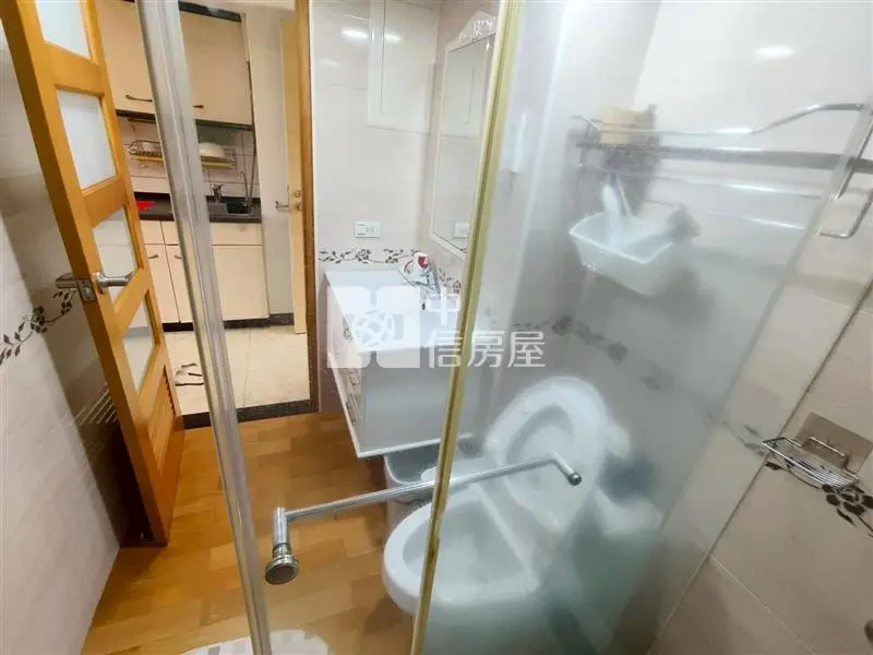 1 room apartment for sale in Wanli District, New Taipei City | NT$ 3 580 000 | 16 ping slide 5