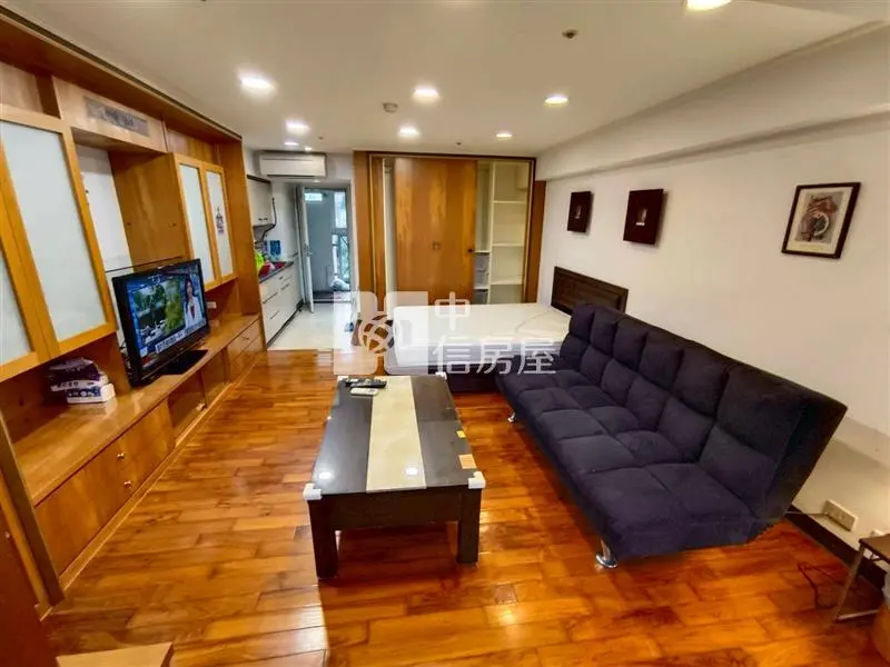 1 room apartment for sale in Wanli District, New Taipei City | NT$ 3 580 000 | 16 ping slide 1