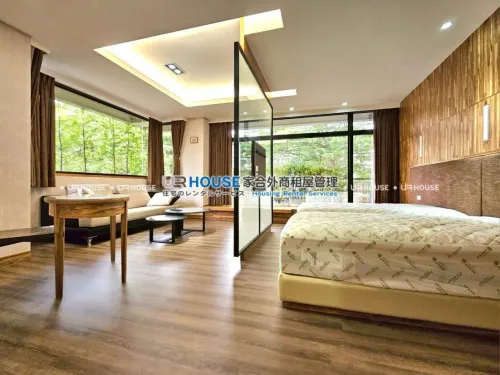 Room for rent NT$ 23 000 - Fuxing North Road - 1 room