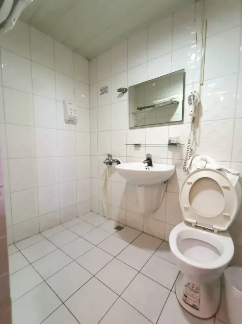 Room for rent NT$ 8 000 - 逢甲路 - 3 bedrooms