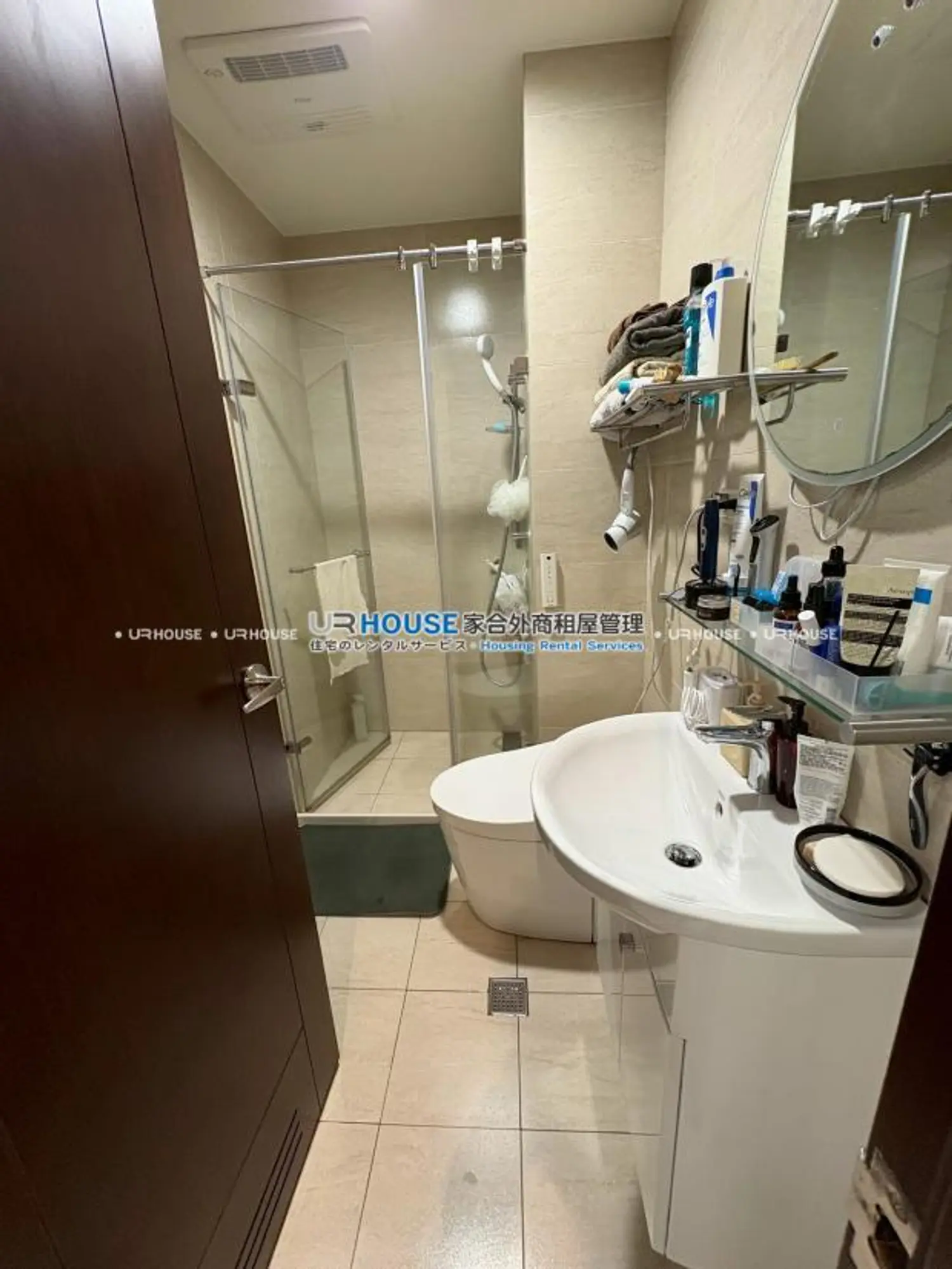 2 bedrooms apartment for rent TWD 50 000 - 17 ping - Datong District,Taipei City slide 0