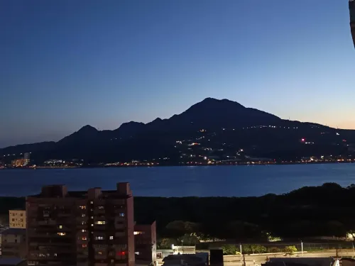 Apartment for rent TWD 33 000 - Zhongzheng Rd - 3 bedrooms